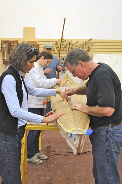 Fiberglass boat building classes